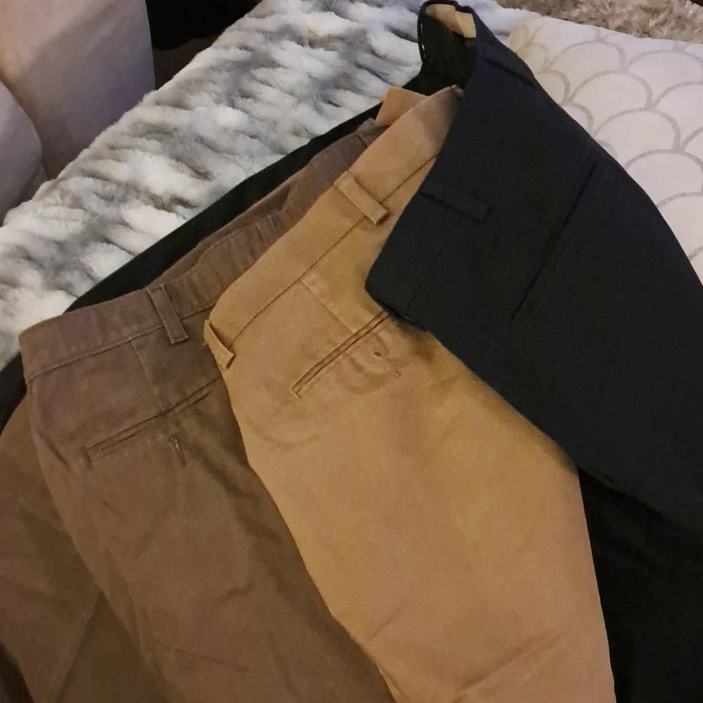 3 pairs for $24 in various brands and sizes (2) 36X30 and (1) 38X30 and colors - Picture 3 of 3